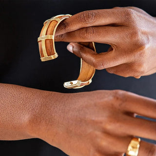 Capucine De Wulf Bracelets Capucine De Wulf Gaia Hinged Bangle - Teak