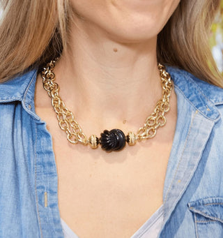 Carved Knot Black Centerpiece