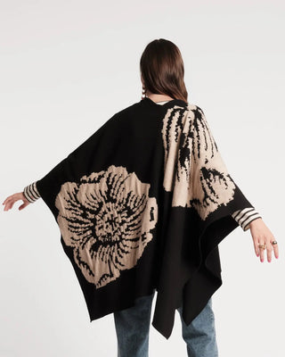 Ginny Wrap Carefree Chrysanthemum Jacquard Wool Blend Black/Camel