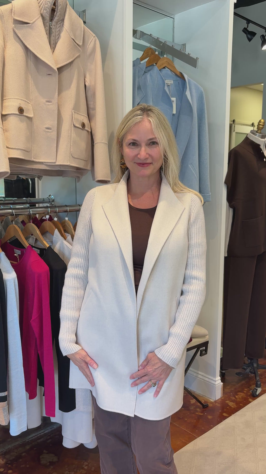 Video of woman wearing Kinross Rib Sleeve coat