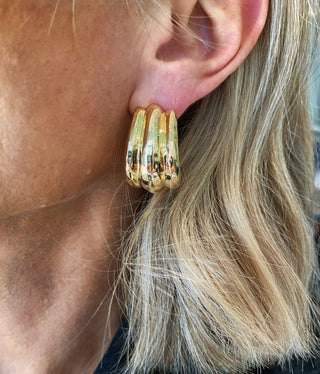 Raymond Mazza Earrings 14kt Gold Hammered Earrings Lg