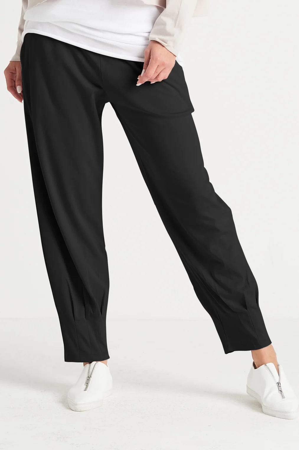 PLANET by Lauren G Women's Pants Black / 1 Pima Cotton Pinched Pleat Pants