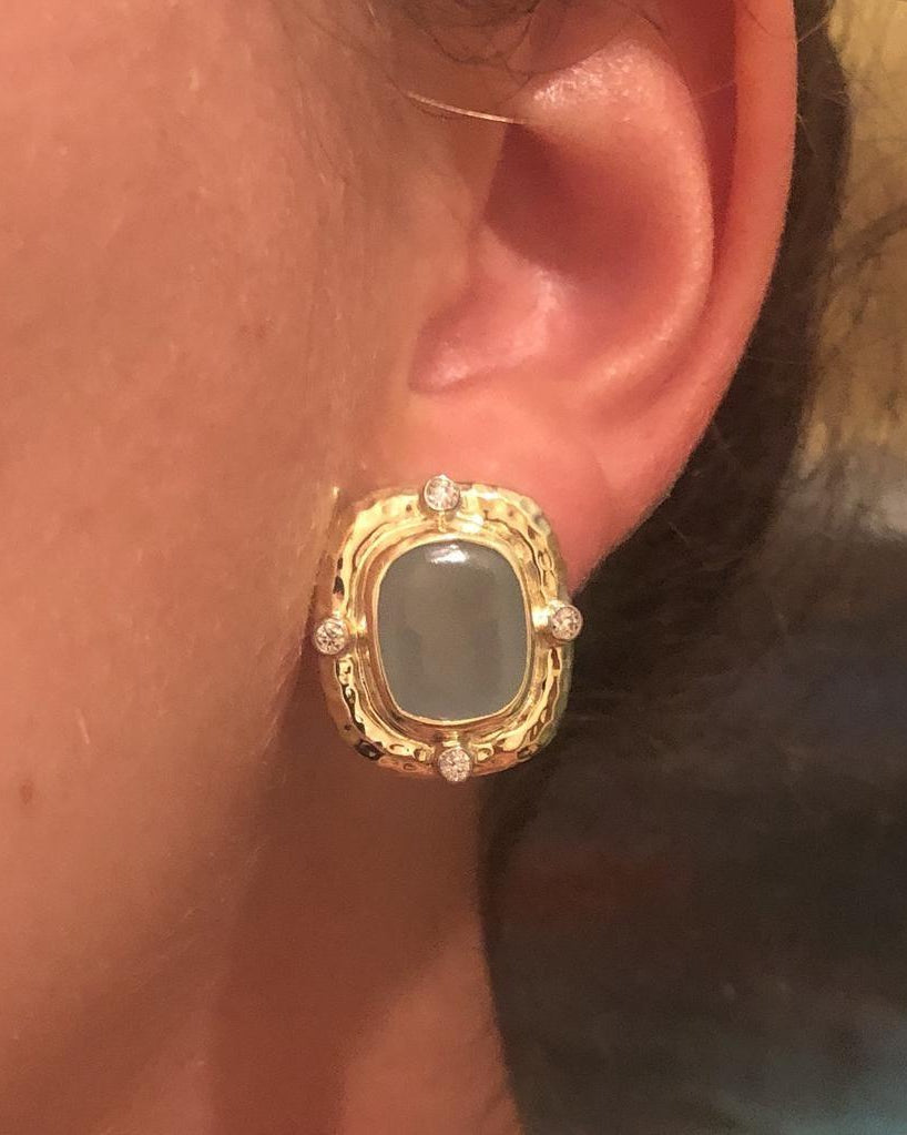 14k Gold Blue Topaz Earrings
